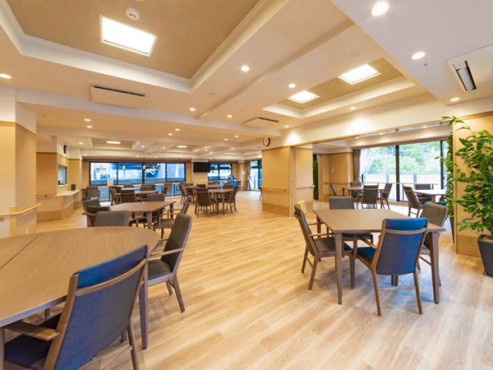 チャームスイート千里津雲台