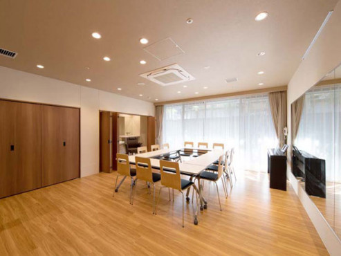 チャームスイート新横浜