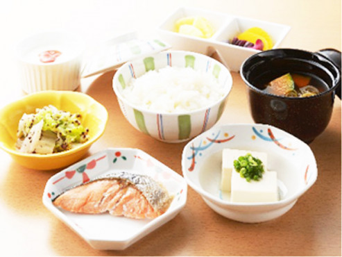 お食事（イメージ）