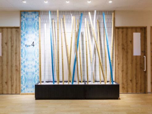 エレベーター前