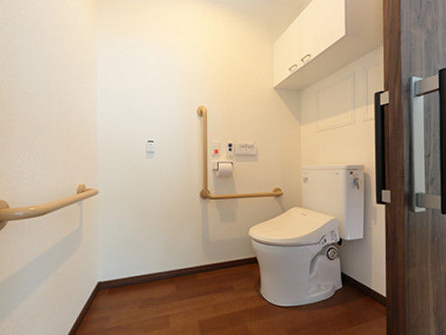 エイジフリーハウス大阪上本町