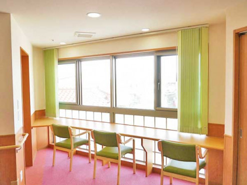 悠友の家 津久野