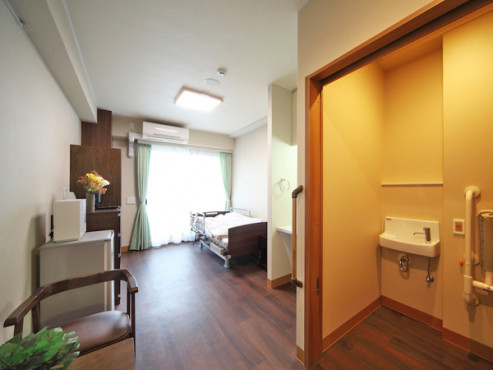 プラチナ・シニアホーム博多