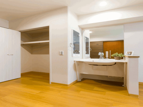 プレザングラン門戸厄神