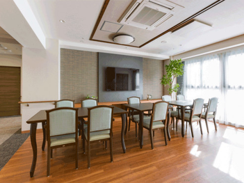 プレザングラン門戸厄神