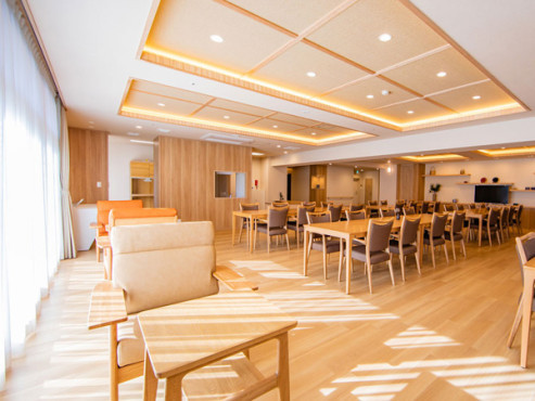 ニチイメゾン松ヶ丘公園