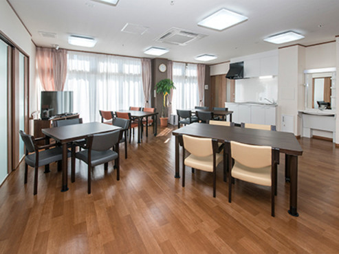 エイジフリーハウス八王子高倉町