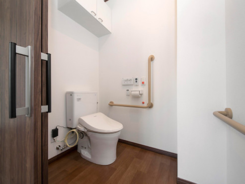 エイジフリーハウス八王子高倉町