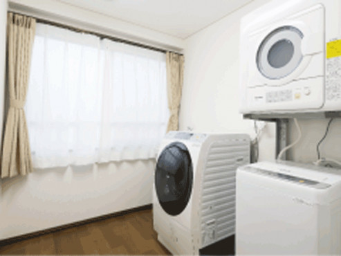 エイジフリーハウス世⽥⾕千歳烏⼭プレミア