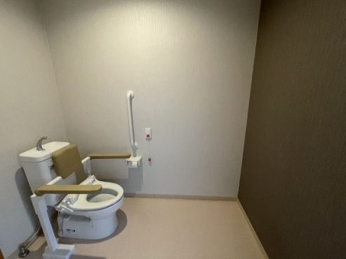 共用トイレ