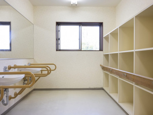 クレストケア八王子