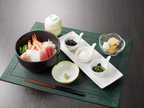 しゃくじい台翔裕館