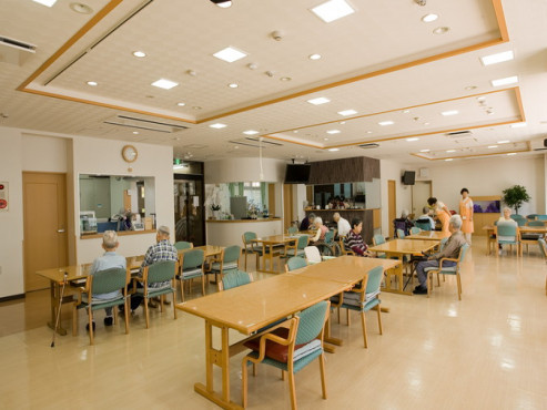 シルバービレッジ八王子西