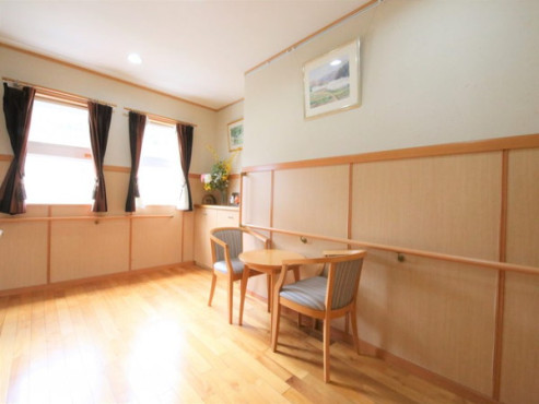 ちいさな手横浜かなざわ