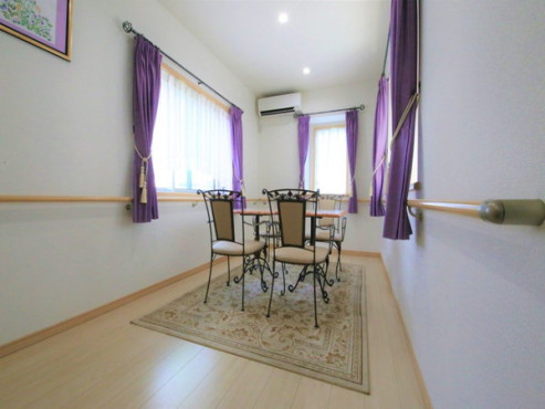 ちいさな手横浜つるみ