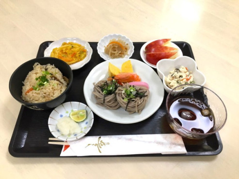 ちいさな手横浜つるみ