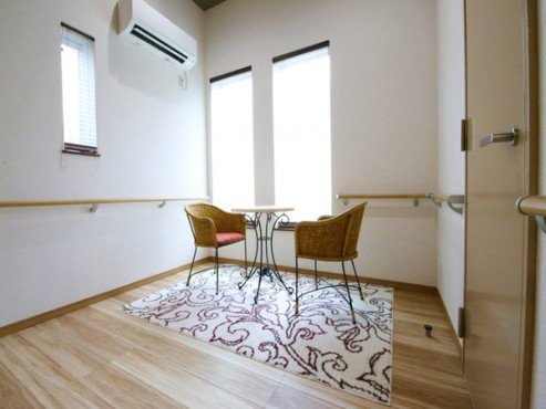 ちいさな手横浜みなみ