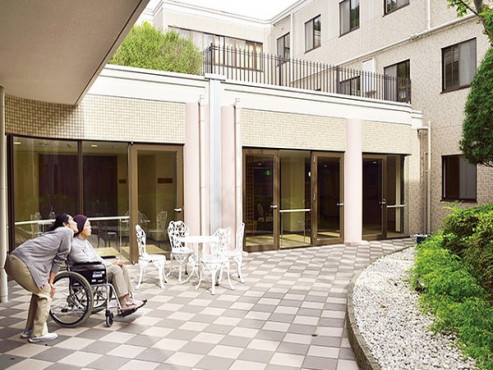 トラストガーデン宝塚