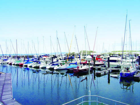 近隣ヨットハーバー