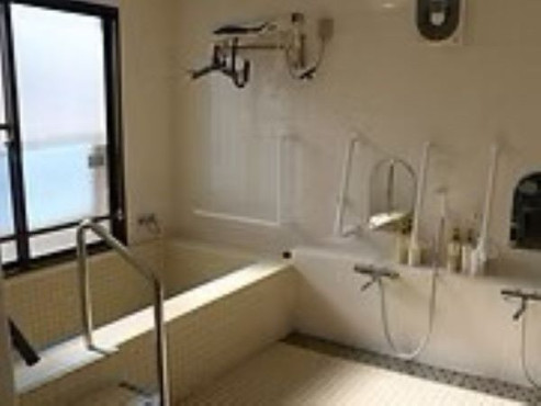 プレシャスコート舞岡