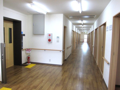 ライフパートナー深井