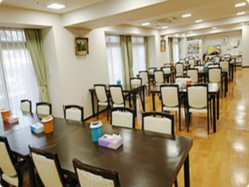 レイ・ストーリア滝山