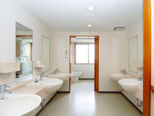 フローレンス新富士