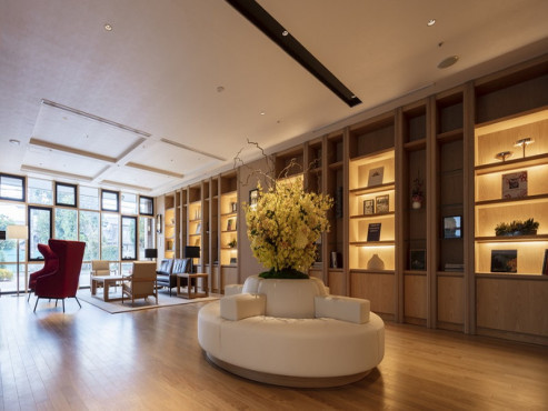 ラウンジ＆ライブラリー