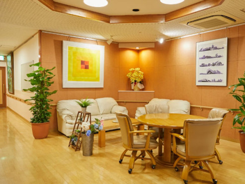 親愛カトレア館