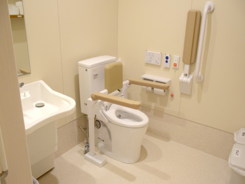 オネスティー誠