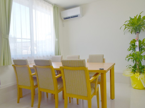 オネスティー誠