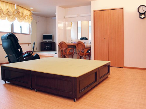 ハイリタイヤー名城