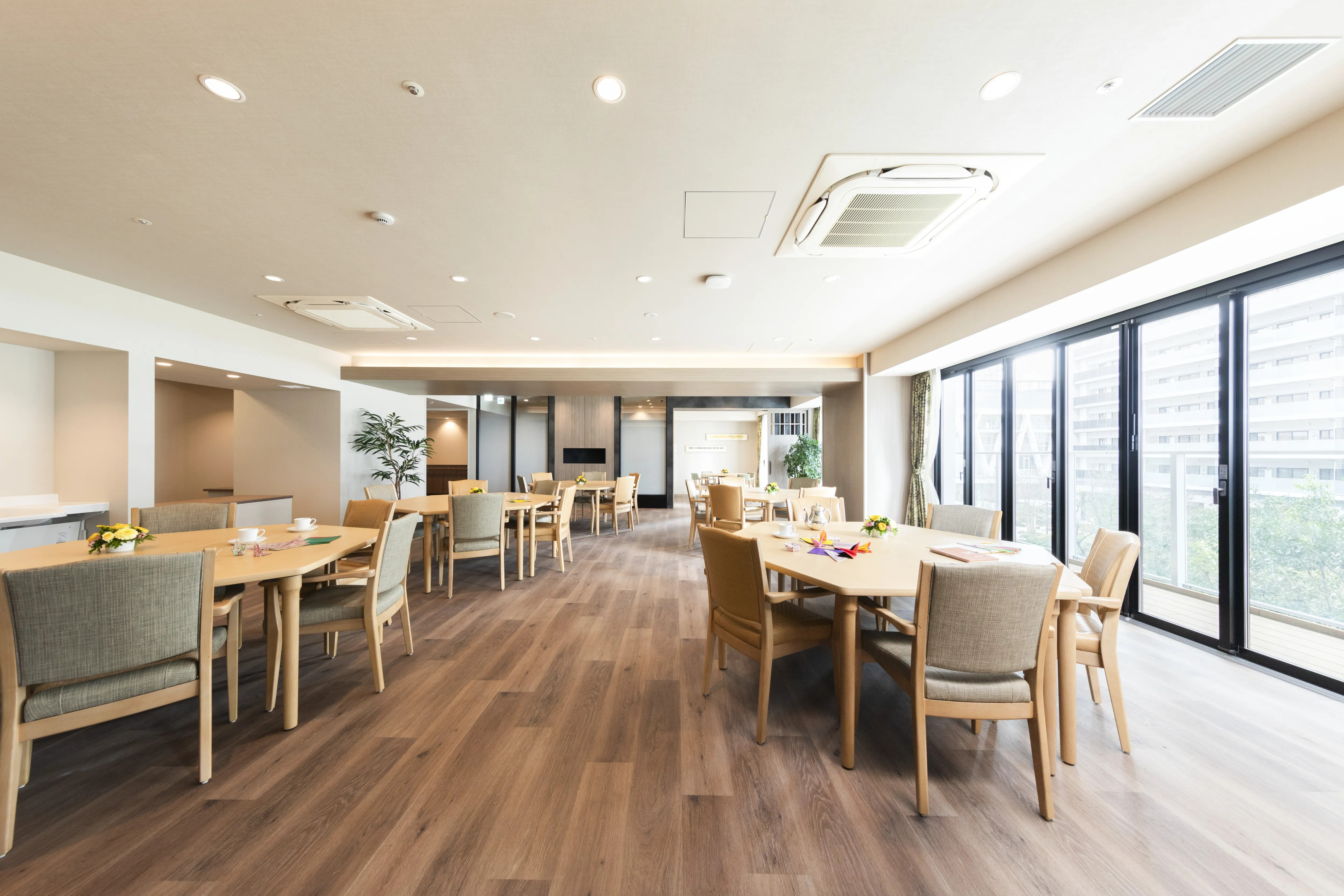 グランクレールHARUMI FLAGケアレジデンスリビングダイニング