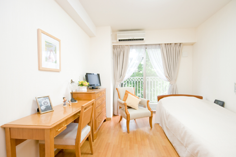 ハイメディックレジデンス ザ・ガーデン南平台居室