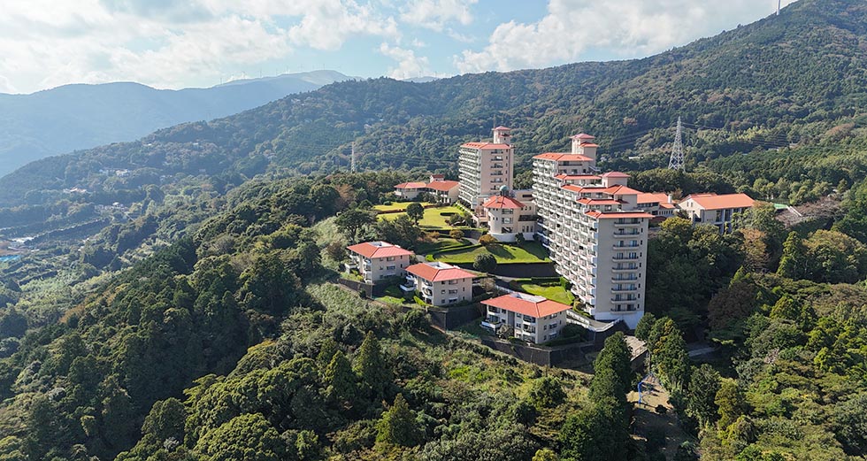 伊豆ヘルス・ケアマンションエントランス