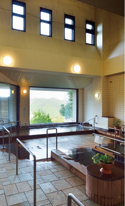 伊豆ヘルス・ケアマンション外観