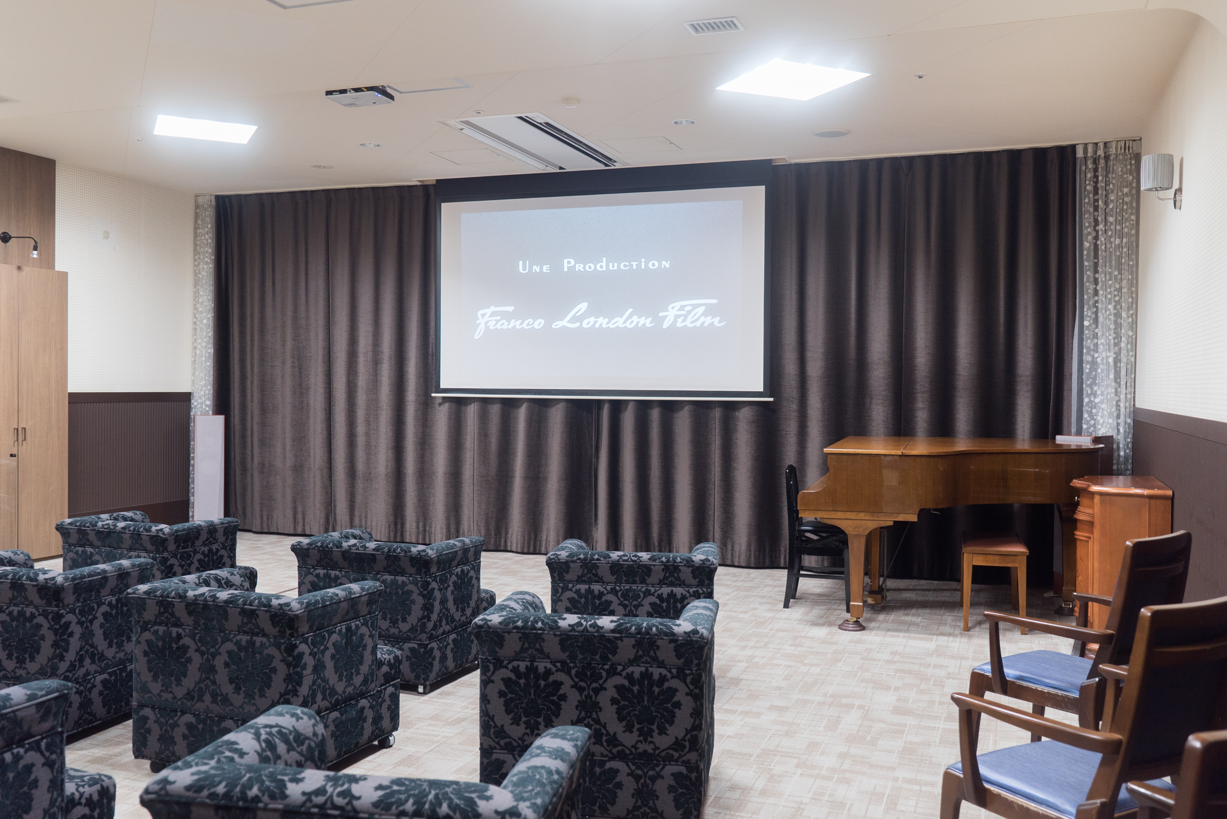 クラーチ溝の口シアタールーム