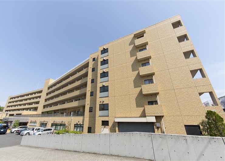 クラーチ溝の口外観