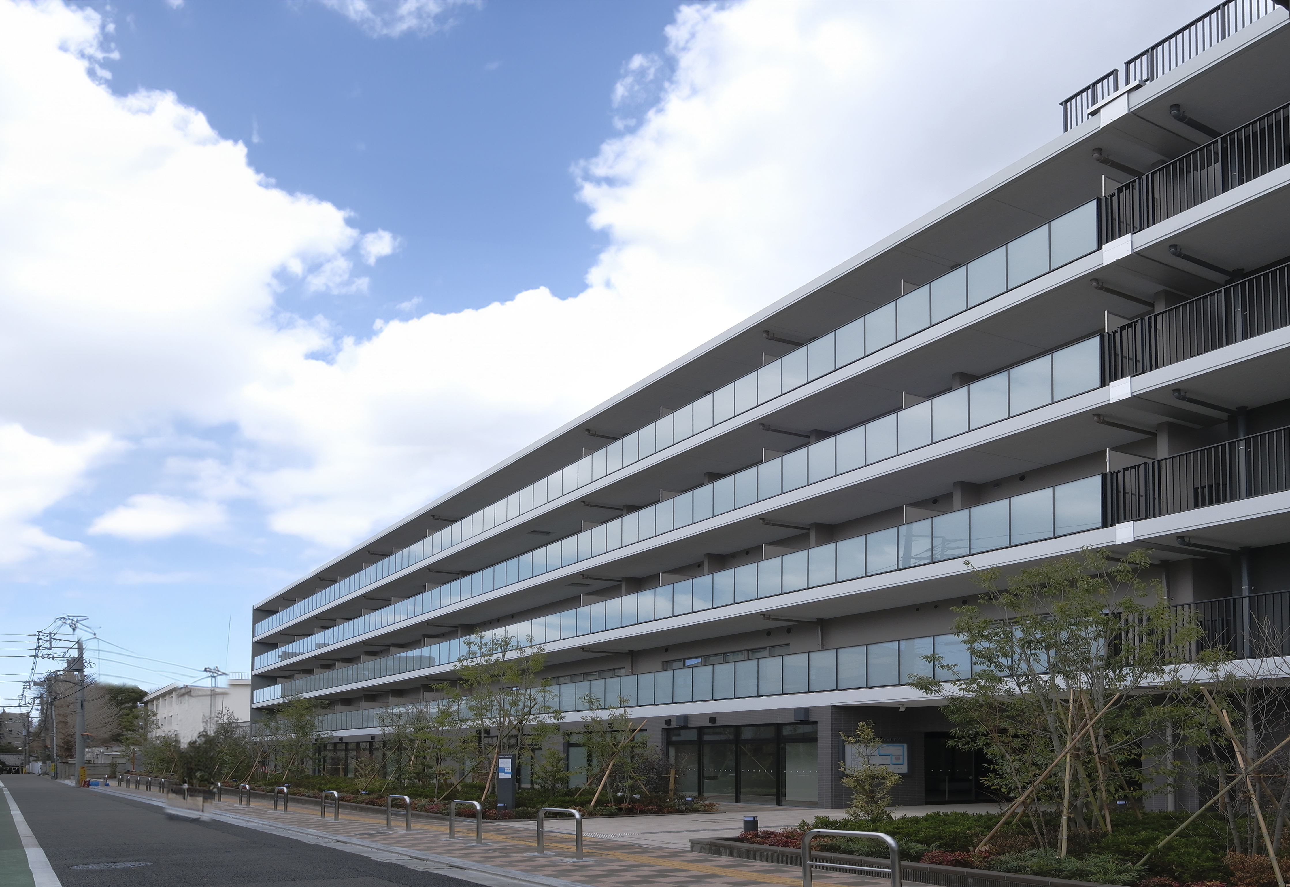 クイーンヒル目白台複合施設