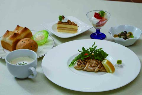 ウェルケアガーデン深沢食事